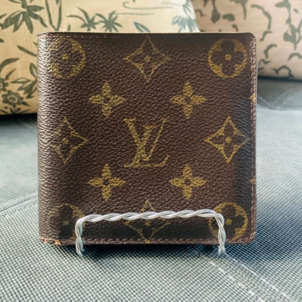 Authentic LOUIS VUITTON Monogram bifold unisex Marco wallet - Picture 7 of 11